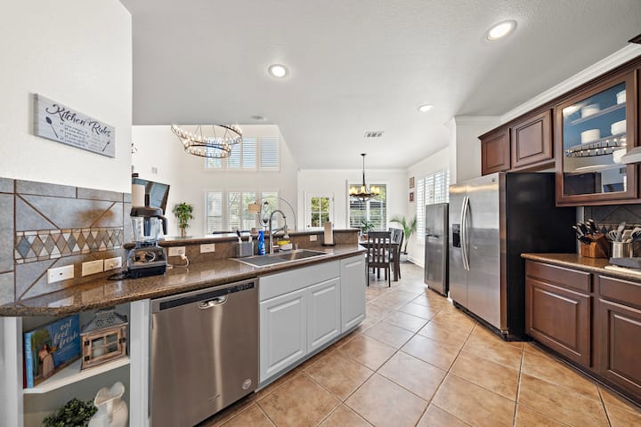 Kitchen for group meals at Austin Retreat House